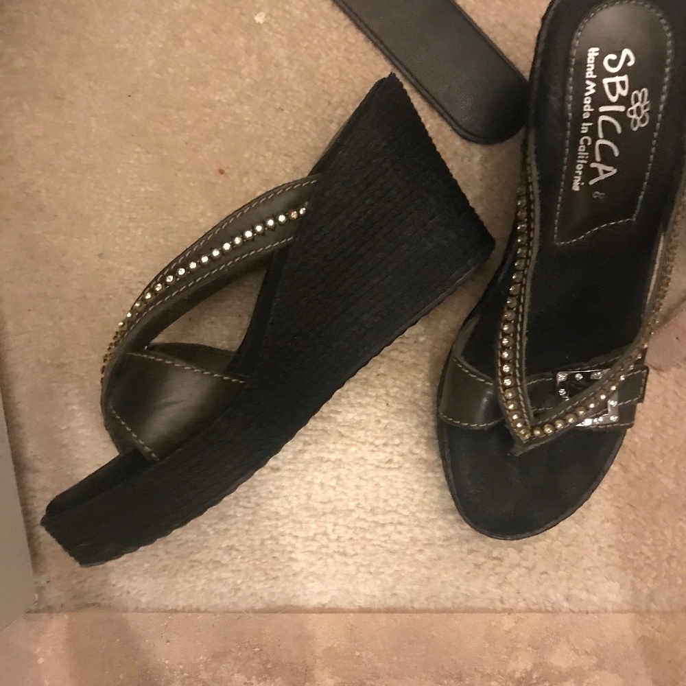 Sbicca Hand crafted in California. Perfectly pre owned